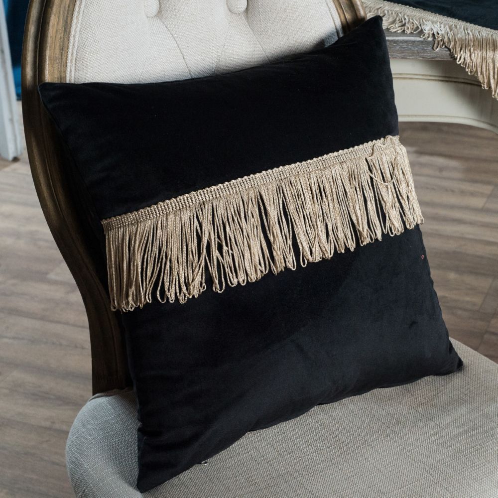 Μαξιλαροθήκη Velvet 06 Με Κρόσι BLACK